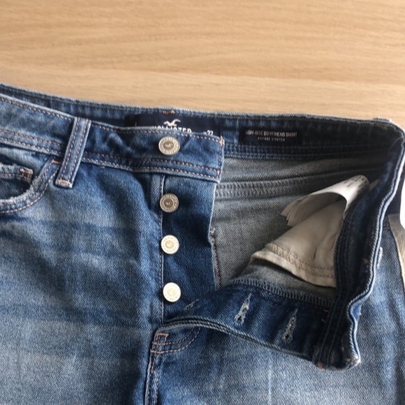 🪲 NWOT hollister jeans - Picture 2 of 6